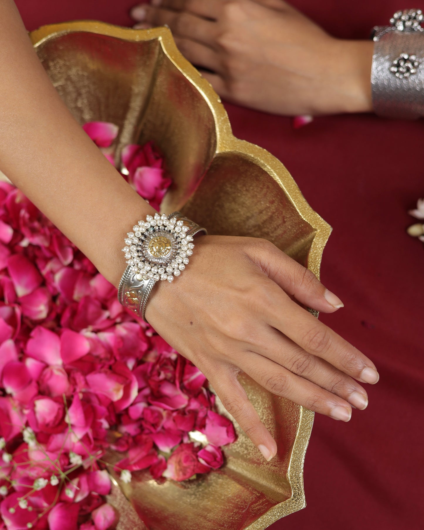 Anvi Cuff ( Adjustable)