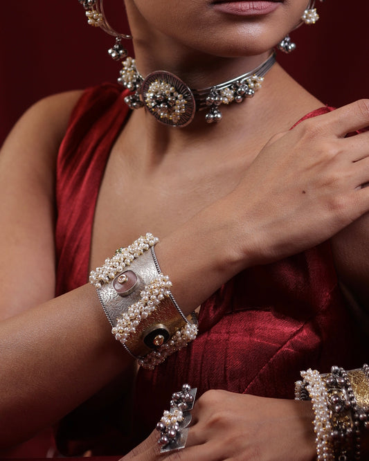 Zarini Cuff ( Adjustable)