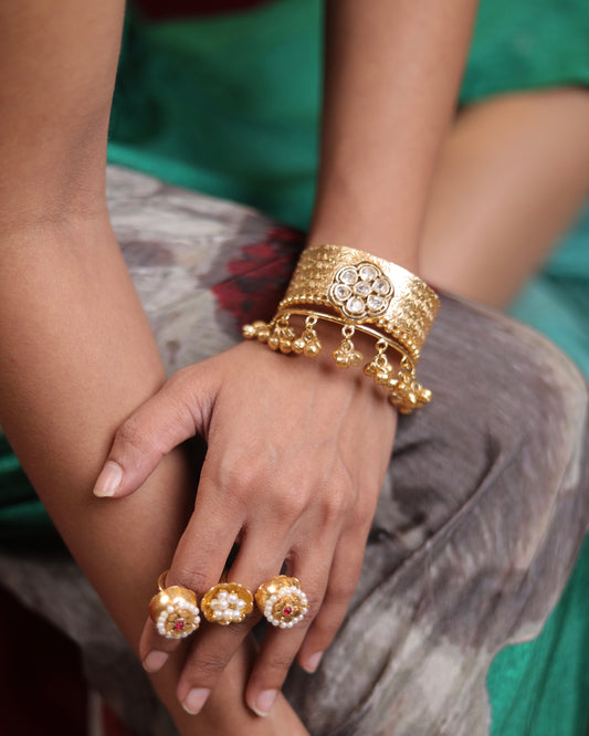 Suhani Cuff ( Adjustable)