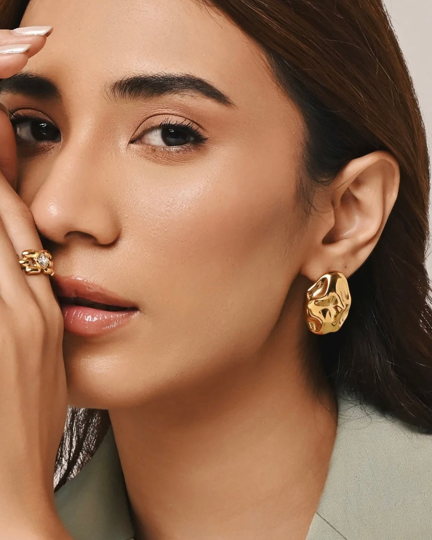 Kareena x Hue And Her