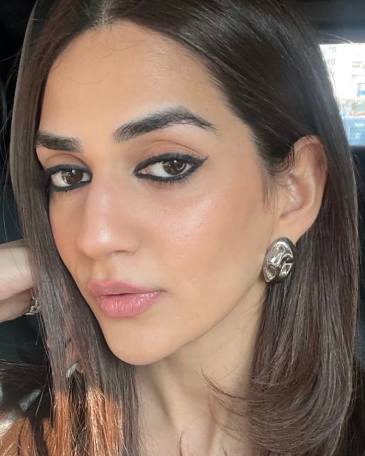 Kareena x Hue And Her