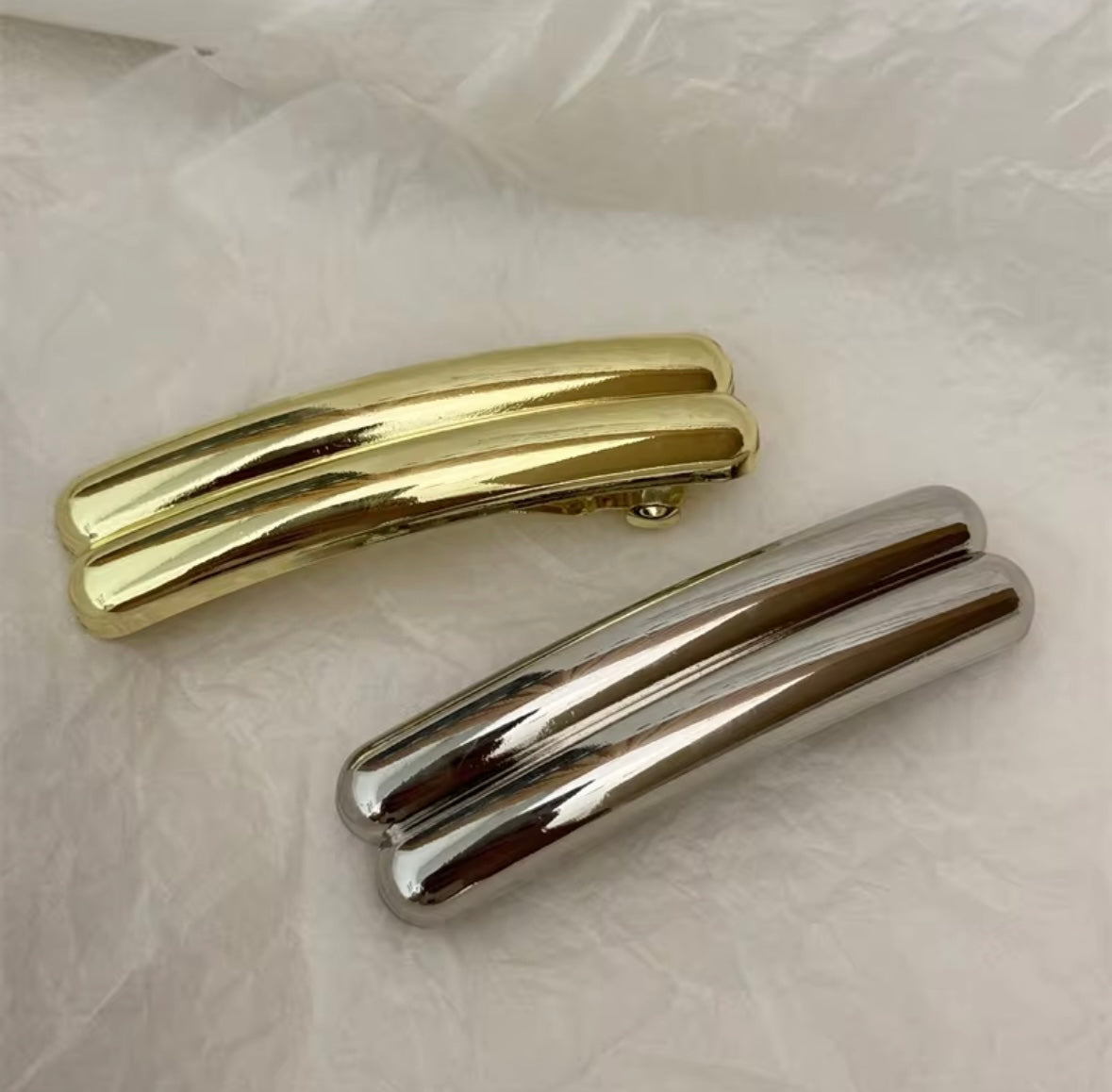Ora Hair Clip