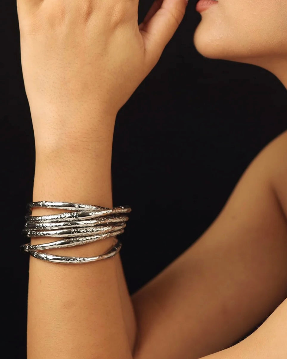 Rae Wave Bangle (Adjustable ) ( Single )