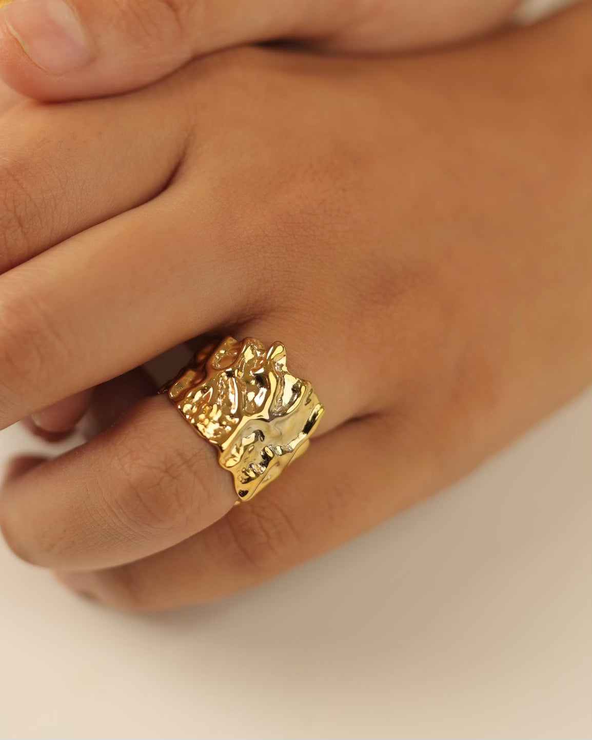 Raya Lava Ring ( Free size )