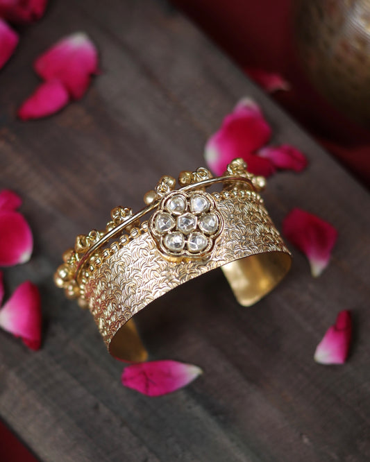 Suhani Cuff ( Adjustable)