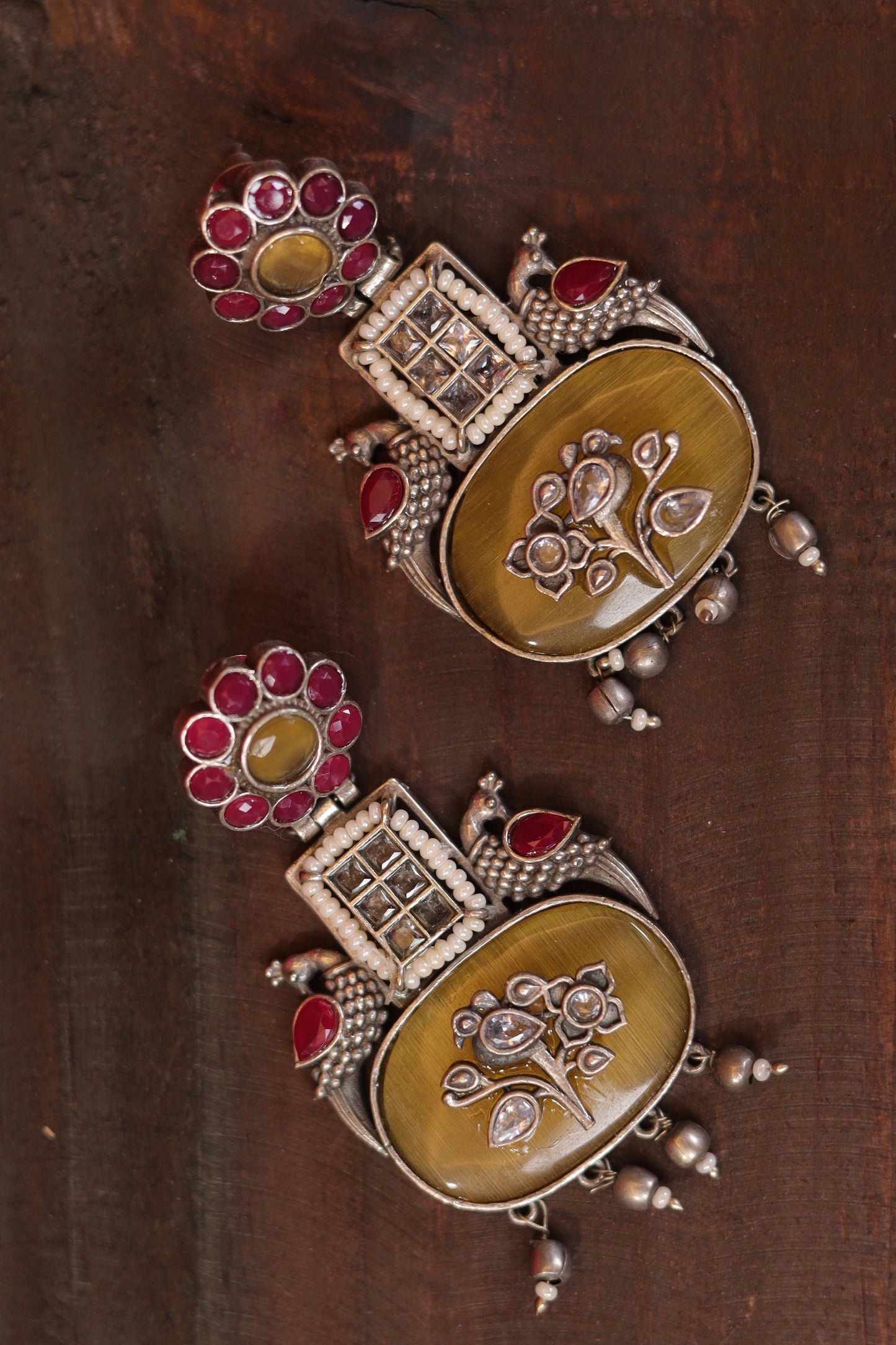 Anvi Earrings