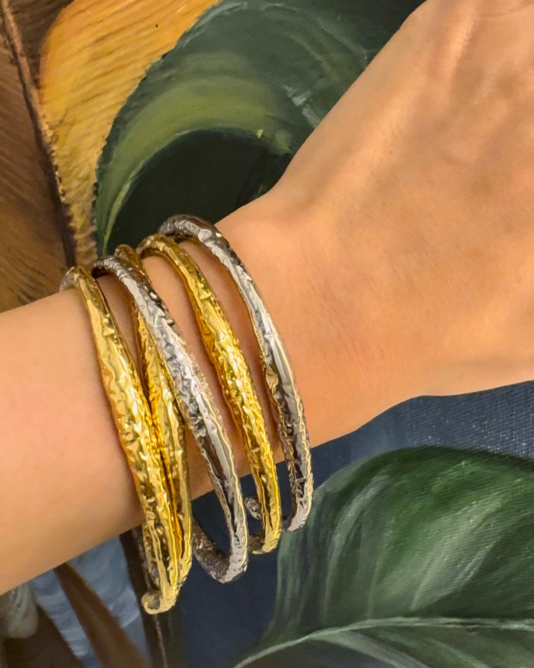 Textured Wave Cuff (Adjustable)