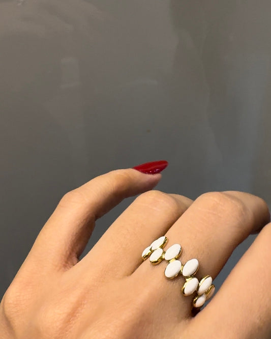 Rae Enamel Ring (Free Size)