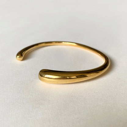 Rae Pebble Bangle | Adjustable